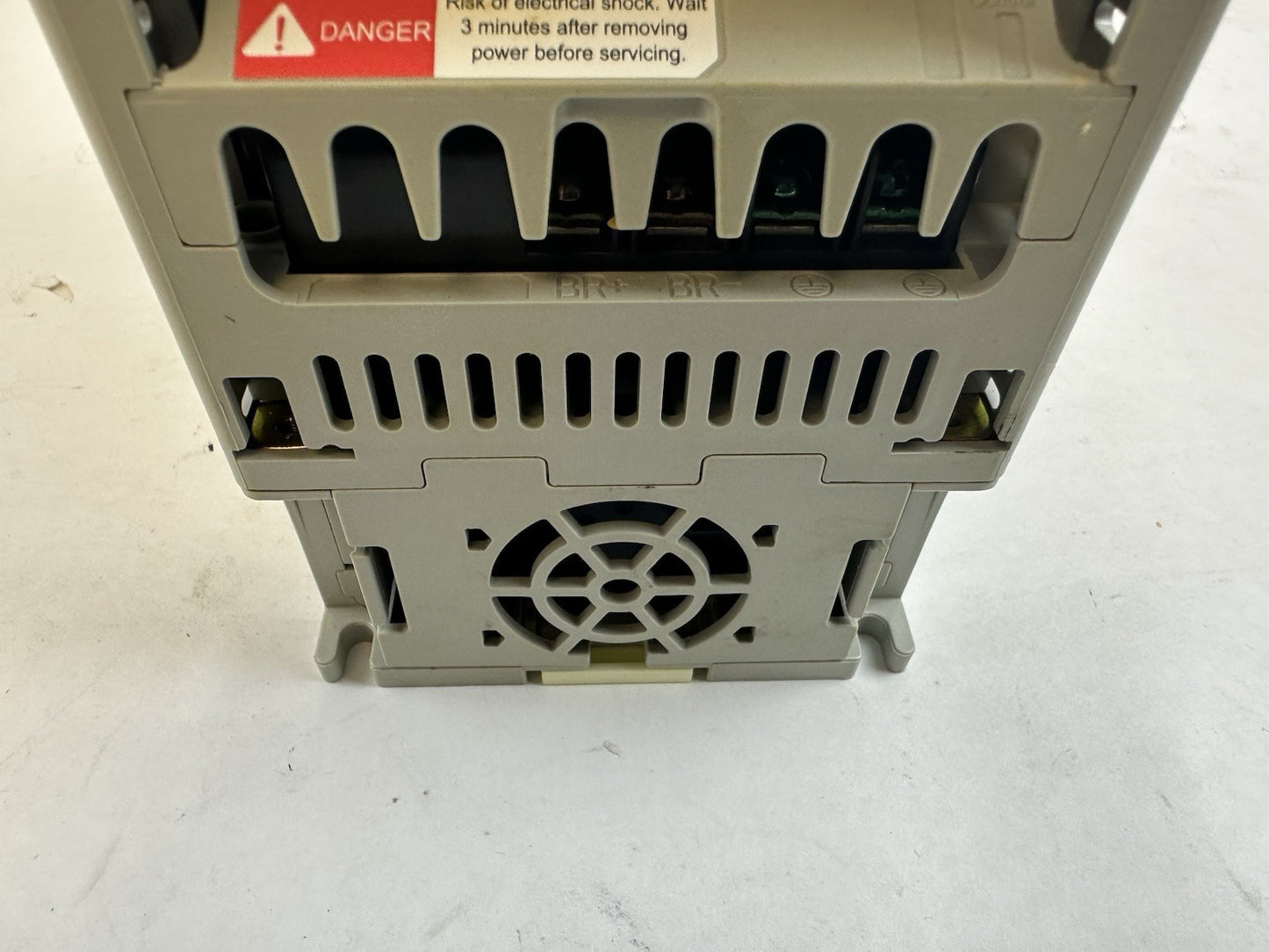 ALLEN-BRADLEY 22A-D6P0N104 POWERFLEX 4 AC DRIVE SER A FRN 3.05 3PH 342-528V