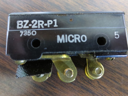 MICRO SWITCH / HONEYWELL BZ-2R-P1 SNAP-ACTION LIMIT SWITCH - NEW SURPLUS