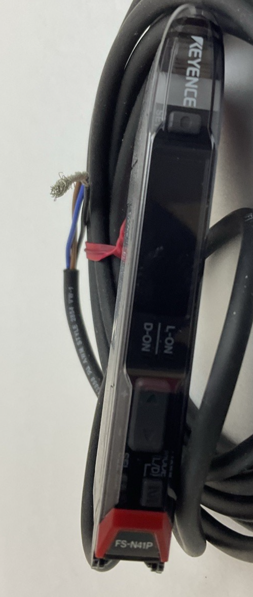 KEYENCE FS-N41P FIBER OPTIC CABLE 10-30VDC