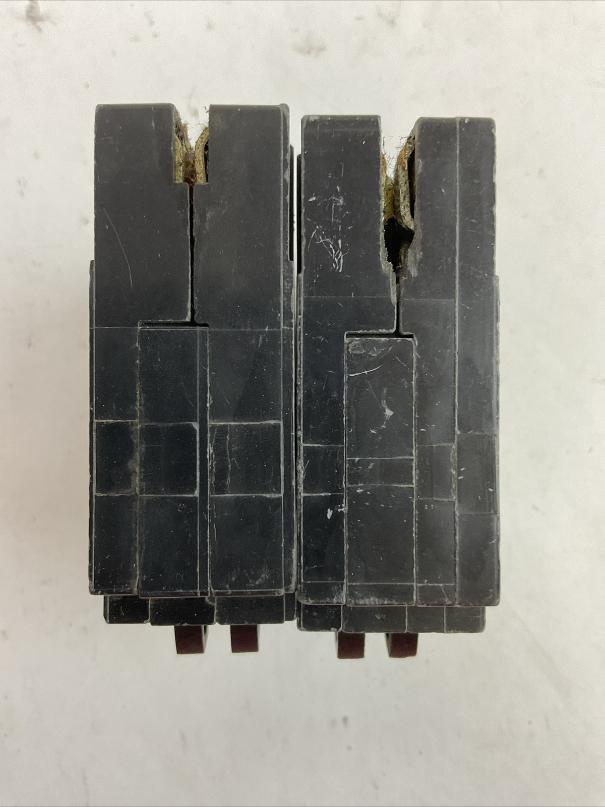 SQUARE D HOMT1520 MINITURE CIRCUIT BREAKER 15/20AMP 120/240VAC (LOT OF 2)