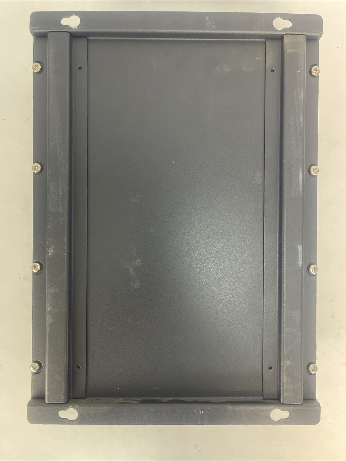 ALLEN BRADLEY 6181P-00N2MW71AC NON-DISPLAY INDUSTRIAL COMPUTER SER F 100-240VAC