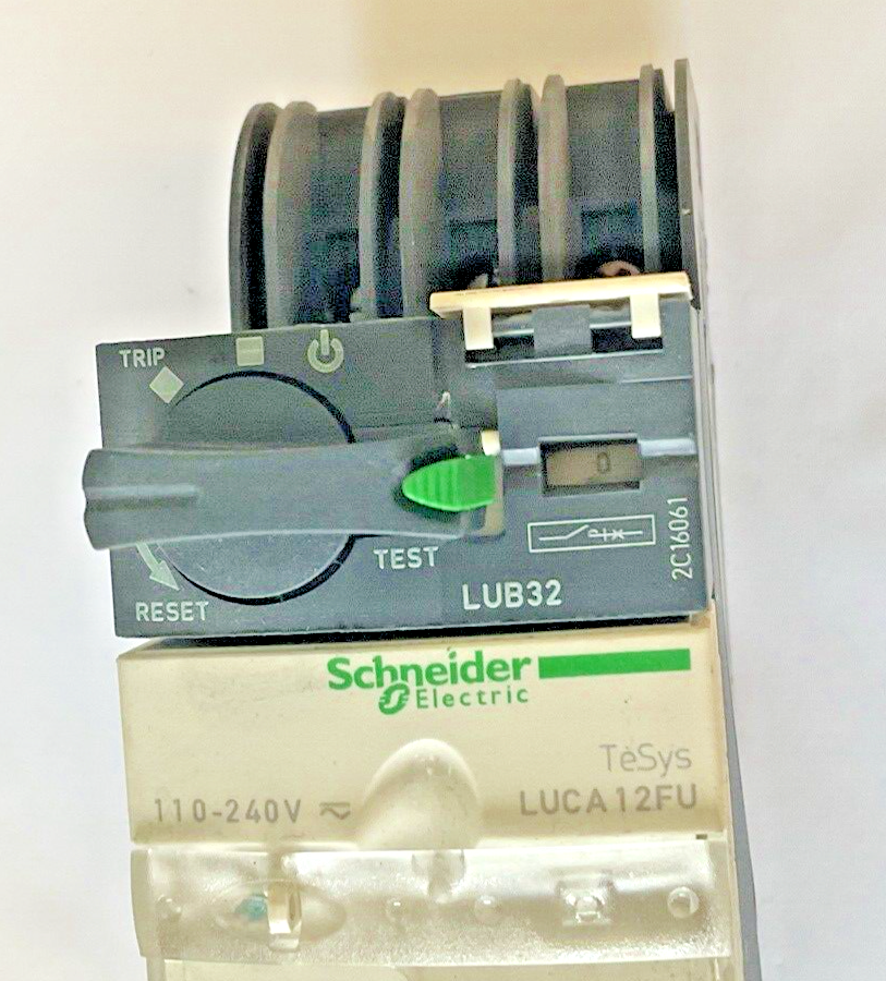 SCHNEIDER ELECTRIC LUCA12FU CONTROLLER 110-120VAC   W/ LUB32 POWER BASE