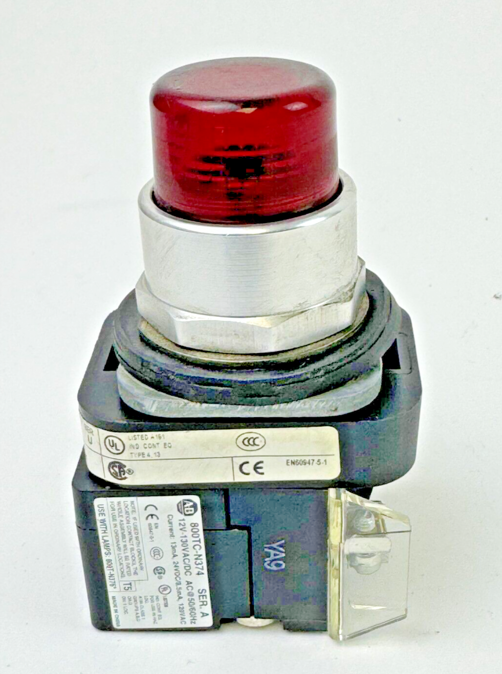 ALLEN-BRADLEY - 800T-QAH2R SER. U - RED ILLUMINATED PUSH BUTTON W/ BLOCK