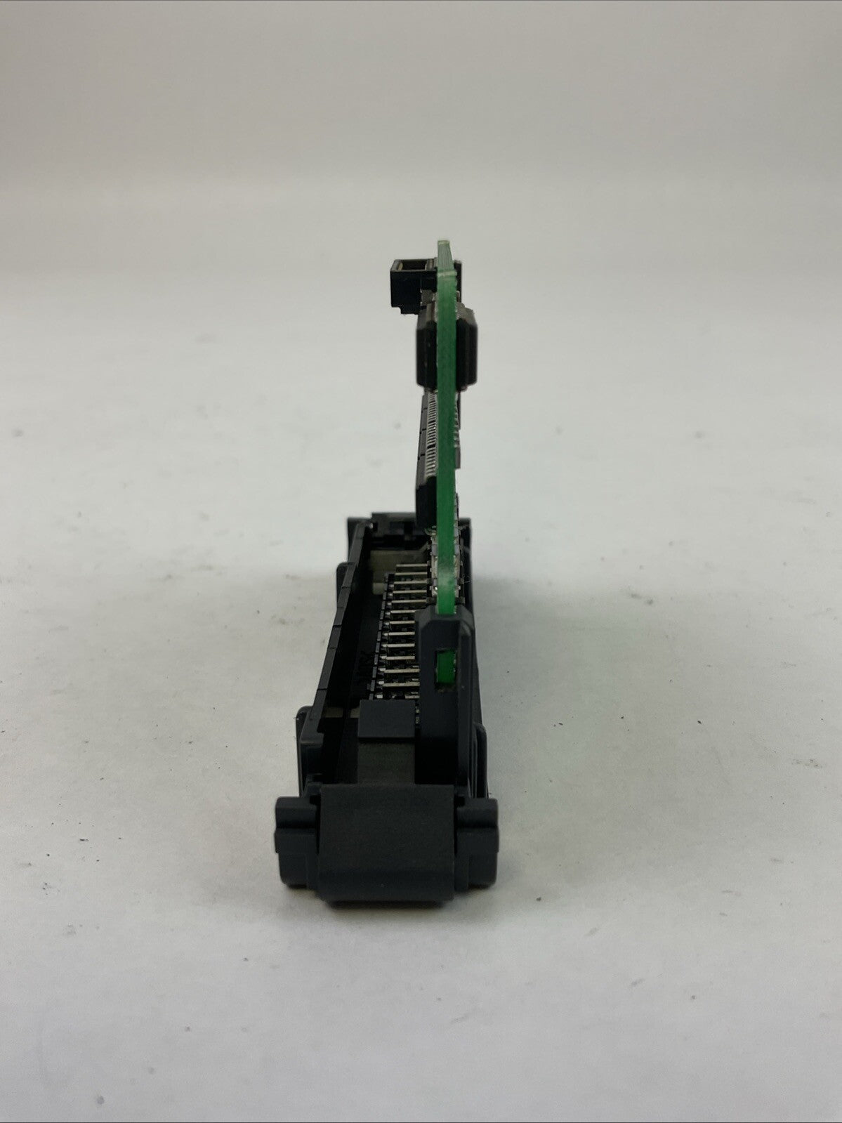 AUTOMATION DIRECT D0-16TD1 OUTPUT MODULE 6-27VDC 0.1A
