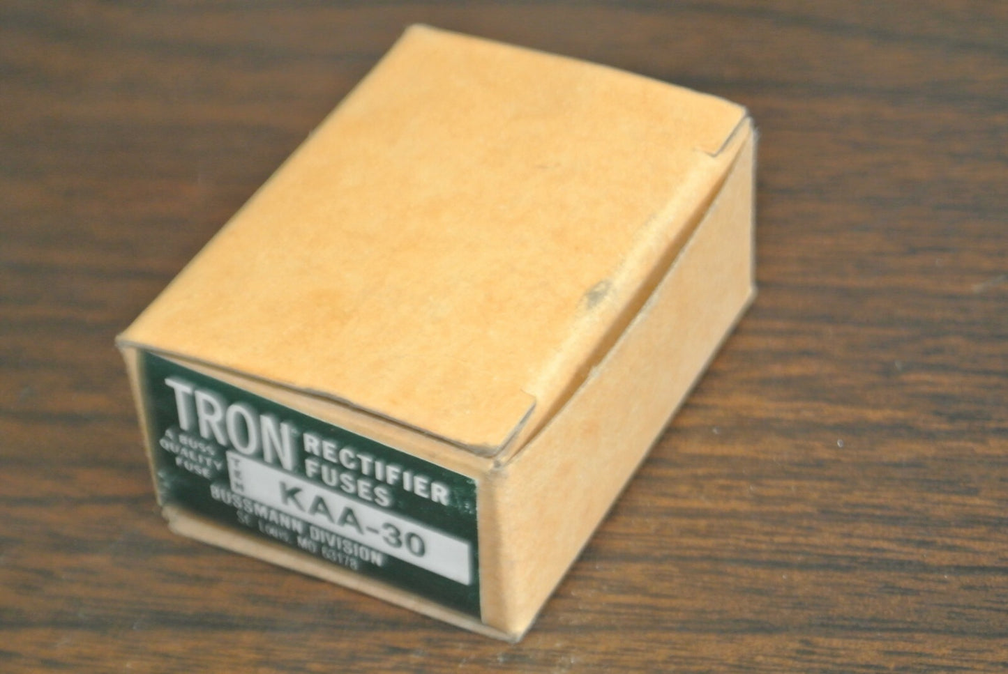 BOX of 10 / BUSSMANN / TRON KAA30 RECTIFIER FUSES / 130V / 30A / NEW SURPLUS