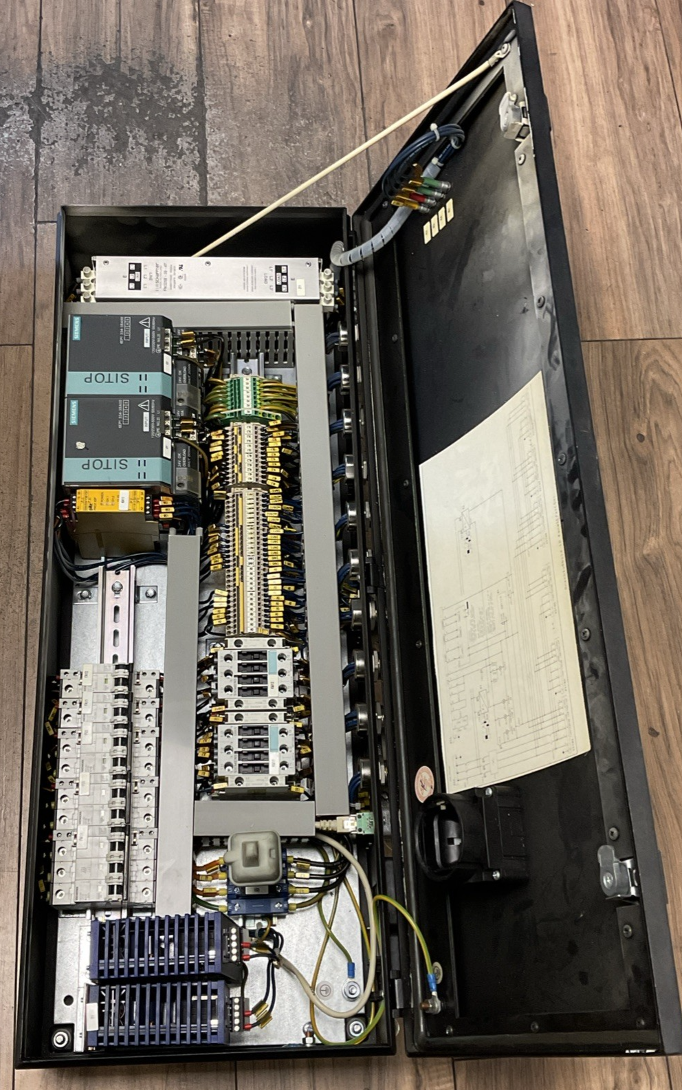 ATLAS COPCO 4240 0702 00 ASSEMBLY SYSTEMS 26A 480VAC