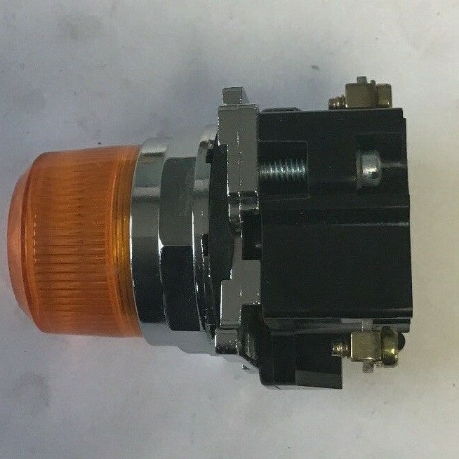 CUTLER HAMMER 10250T201 AMBER INDICATING LIGHT. 120VAC/DC