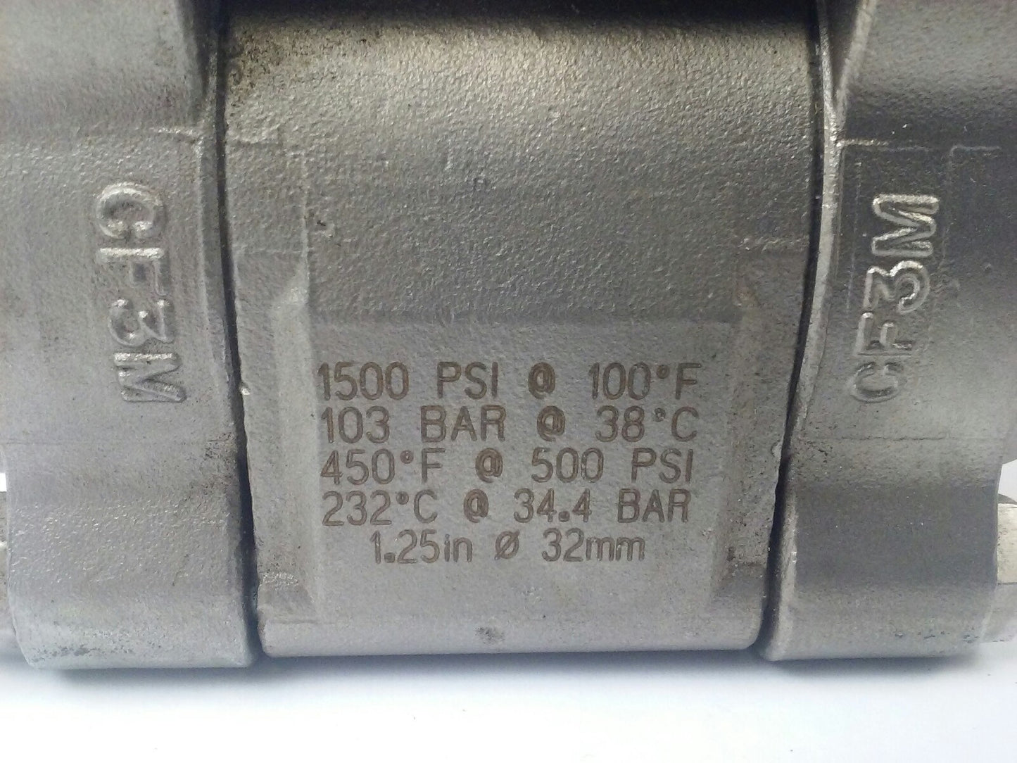 SWAGELOCK SS-67PF24 BALL VALVE 1500 PSI@100F, 103 BAR@38C, 450F@ 500PSI, 1.25in