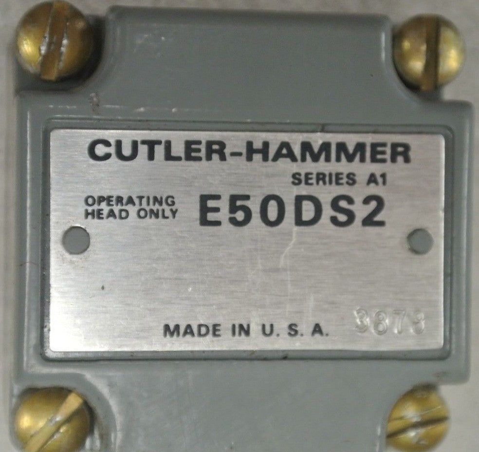 CUTLER-HAMMER E50DS2 LIMIT SWITCH OPERATING HEAD / ADJ. SIDE PUSHBUTTON / NEW