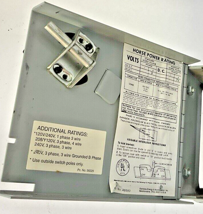 SIEMENS V7B3211 VACU-BREAK SWITCH 30A PH3 240V 3POLE FUSIBLE