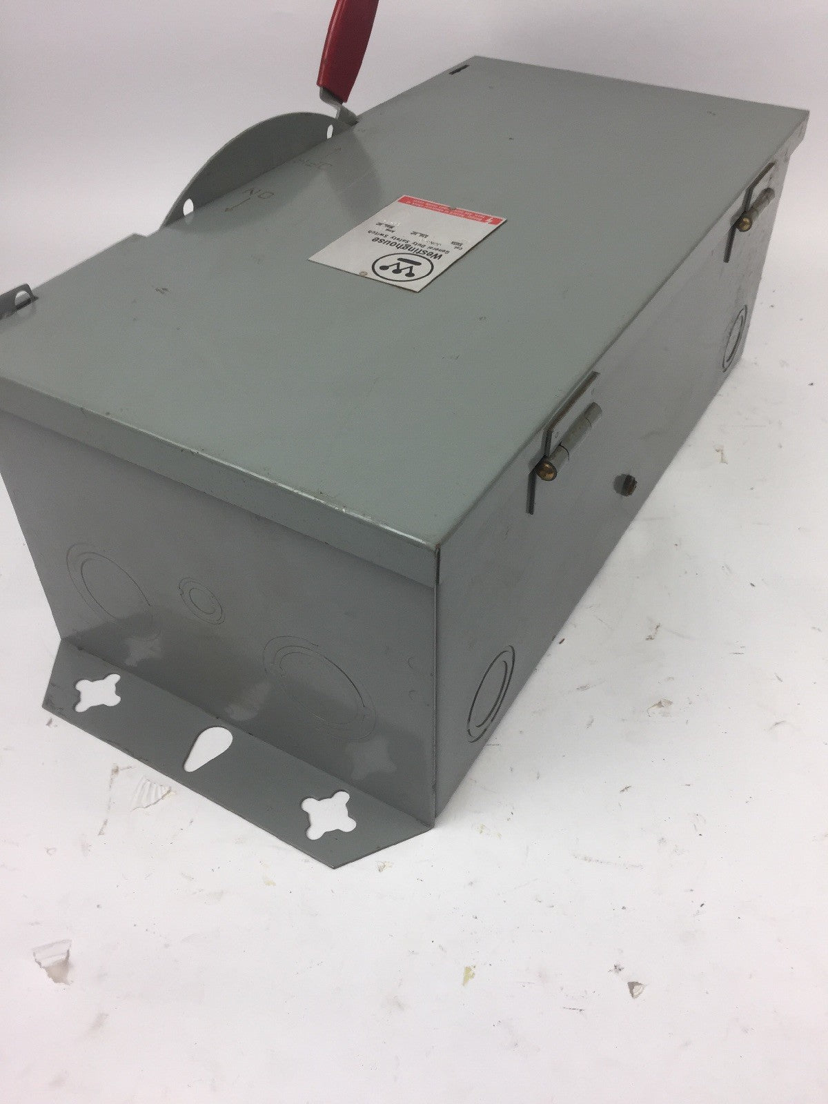 WESTINGHOUSE GUN323 SAFETY SWITCH 240 VOLT AC 100 AMP TYPE 1 ENCLOSURE INDOOR