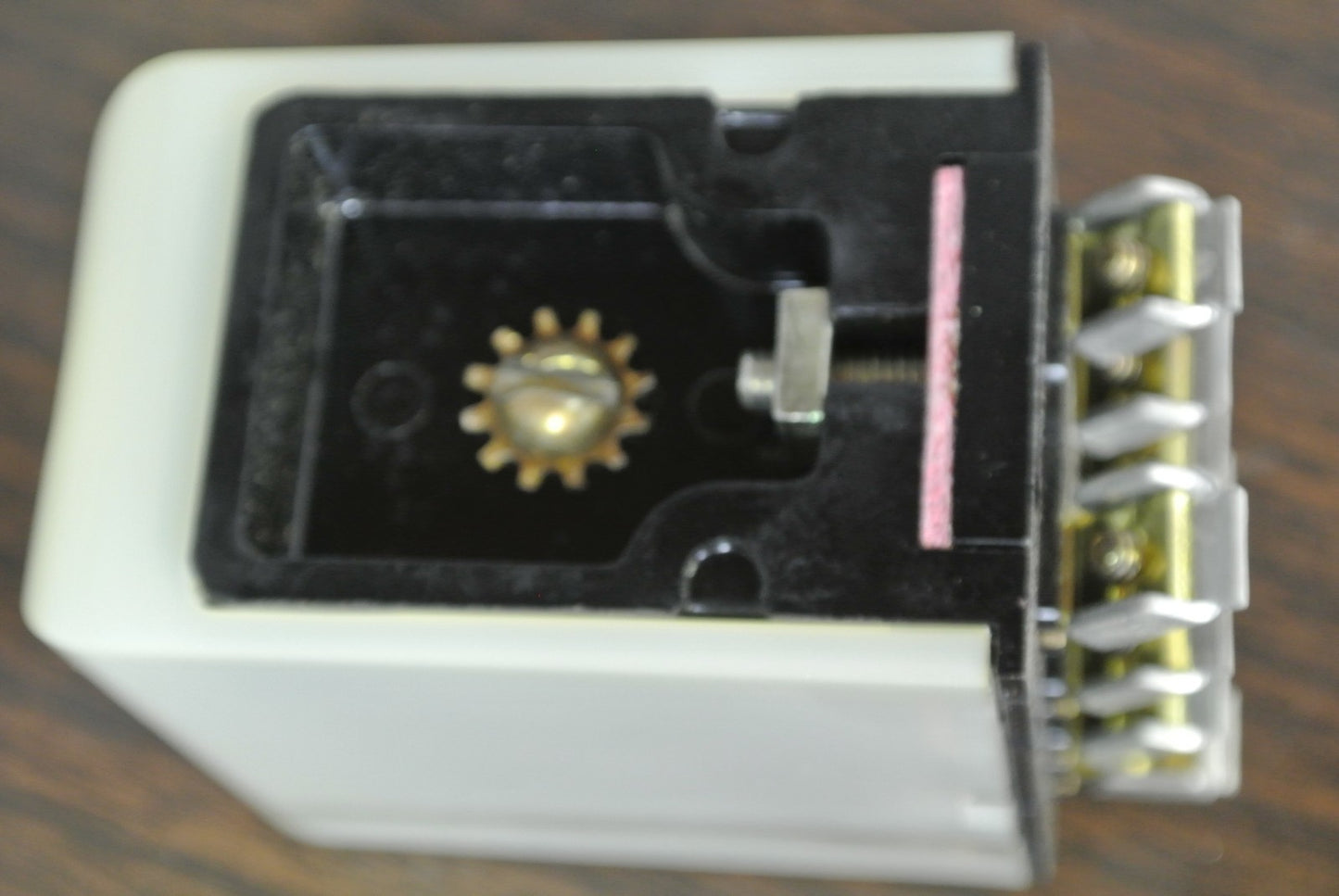 SQUARE D - 8501 FDO-22 TYPE F RELAY - 8-SCREW - 24VDC, 60Hz  - NEW SURPLUS
