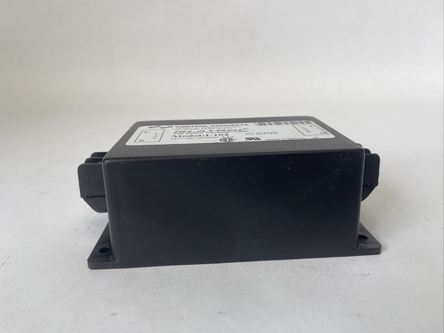 CONTROL CONCEPTS I-102 ISLATROL THE ACTIVE TRACKING FILTER 120VAC 50/60HZ 2.5A
