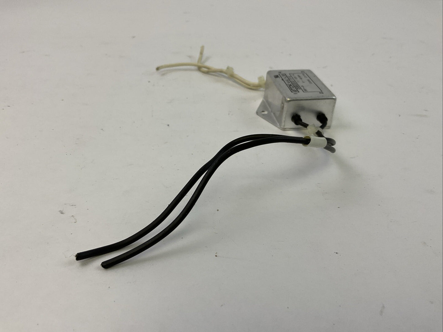TDK ZGB2202-01U NOISE FILTER 250VAC 2A TV...1500VAC F.......50/60HZ