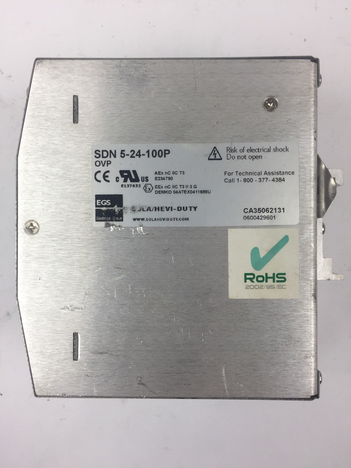 SOLA SDN 5-24-100P POWER SUPPLY 115/230VAC 2.2/1.0A 50/60HZ 24VDC/5A 24-28V