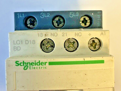 SCHNEIDER ELECTRIC LC1 D18 BD CONTACTOR 24VDC  W/ LAD4TBDL 5-24V