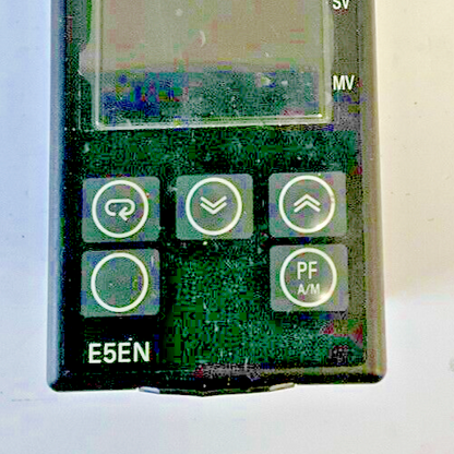 OMRON E5EN-R3MTD-500-N TEMPERATURE CONTROLLER
