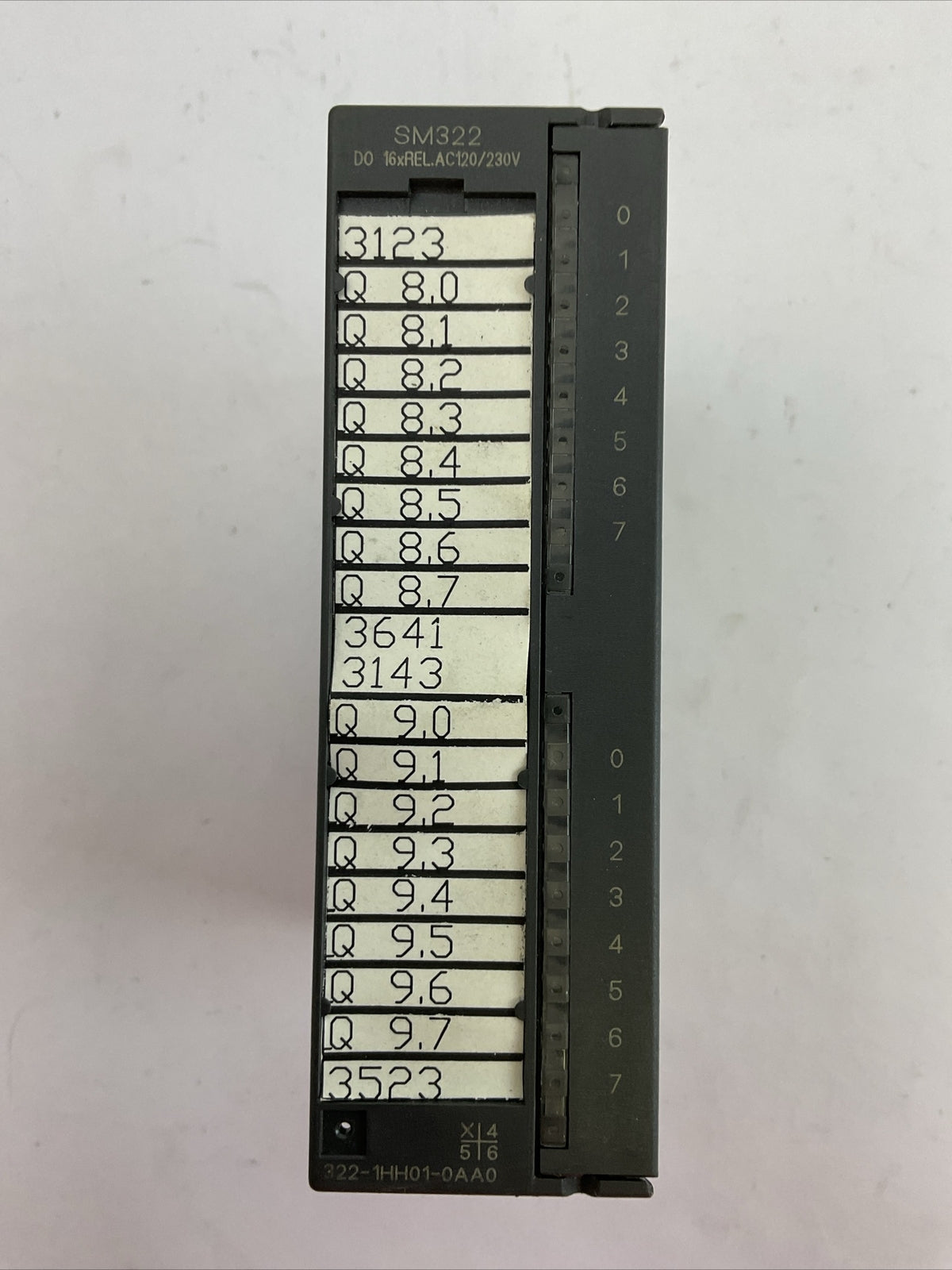 SIEMENS 1P 6ES7 322-1HH01-0AA0A SIMATIC S7 DIGITAL OUTPUT MODULE