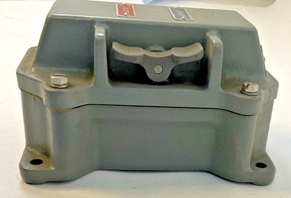 SQUARE D 9001 GW-206 CONTROL STATION SER.A 600VAC