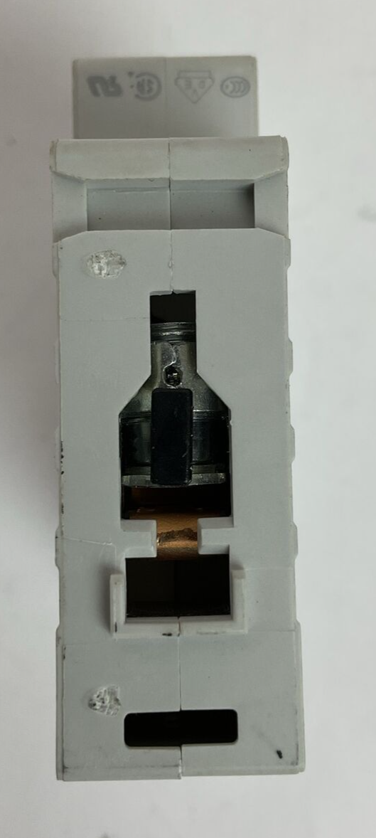 ALLEN BRADLEY 1492-SPM1D030 CIRCUIT BREAKER SER D 3AMP 277VAC 48VDC 1POLE
