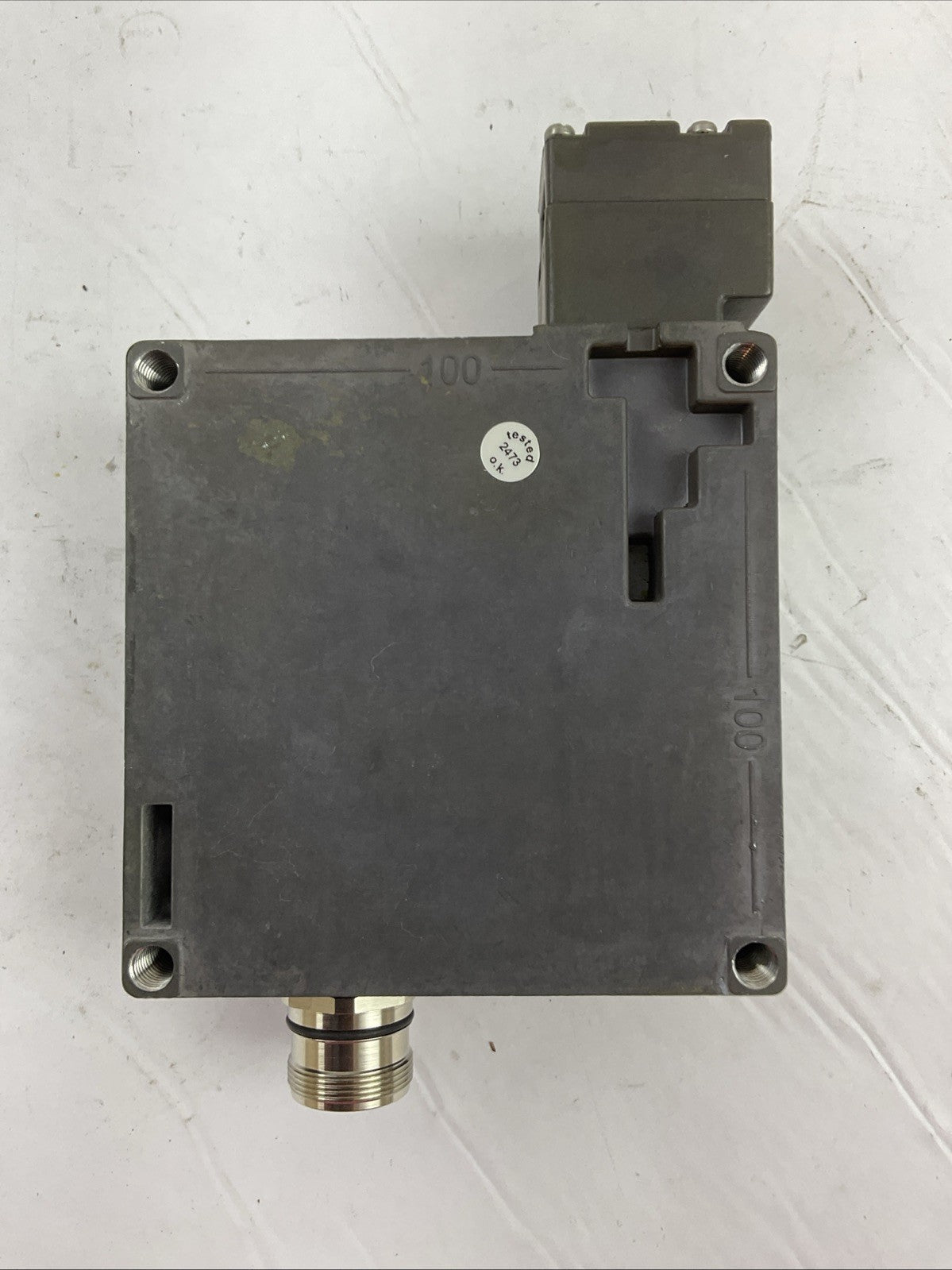 EUCHNER TZ1LE024RC18VAB-C1826 SAFETY SWITCHAC-15 4A 110V DC-13 4A 24V