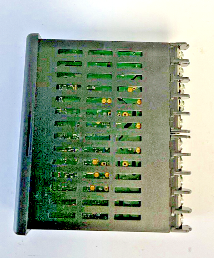 OMRON E5EN-R3MTD-500-N TEMPERATURE CONTROLLER