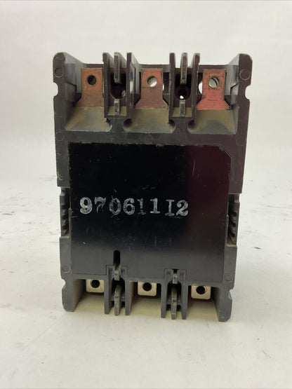CHALLENGER CE3015 15AMP 480VAC 250VDC 3P MOLDED CASE CIRCUIT BREAKER 6626C03G03