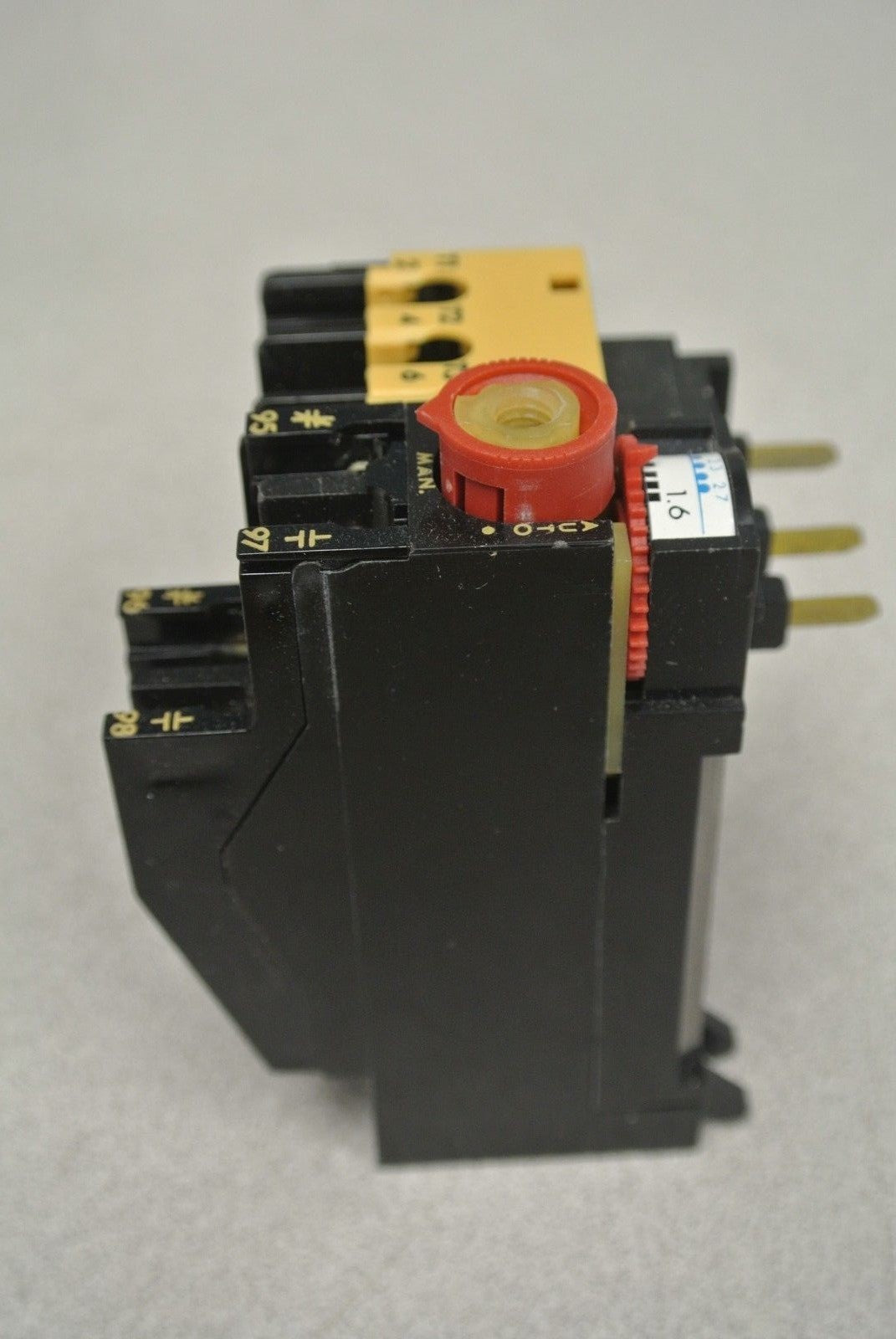 ALLEN-BRADLEY 193-BSB16 Ser. A  BIMETALLIC OVERLOAD RELAY 1.1-1.6A / NEW SURPLUS