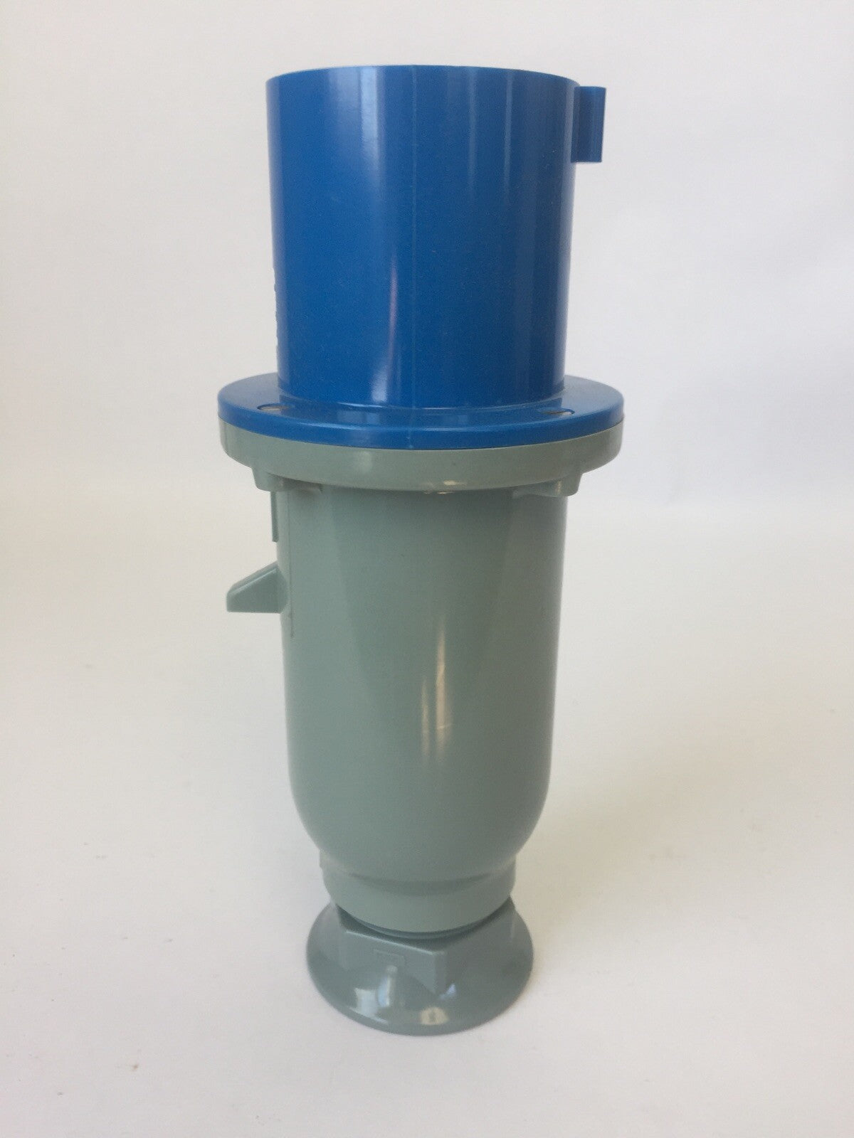 HUBBELL 360P6 PLUG 60AMP 250VAC 2POLE 3-WIRE GROUNDING