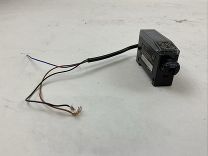KEYENCE PS2-61 PHOTOELECTRIC SENSOR 12-24VDC
