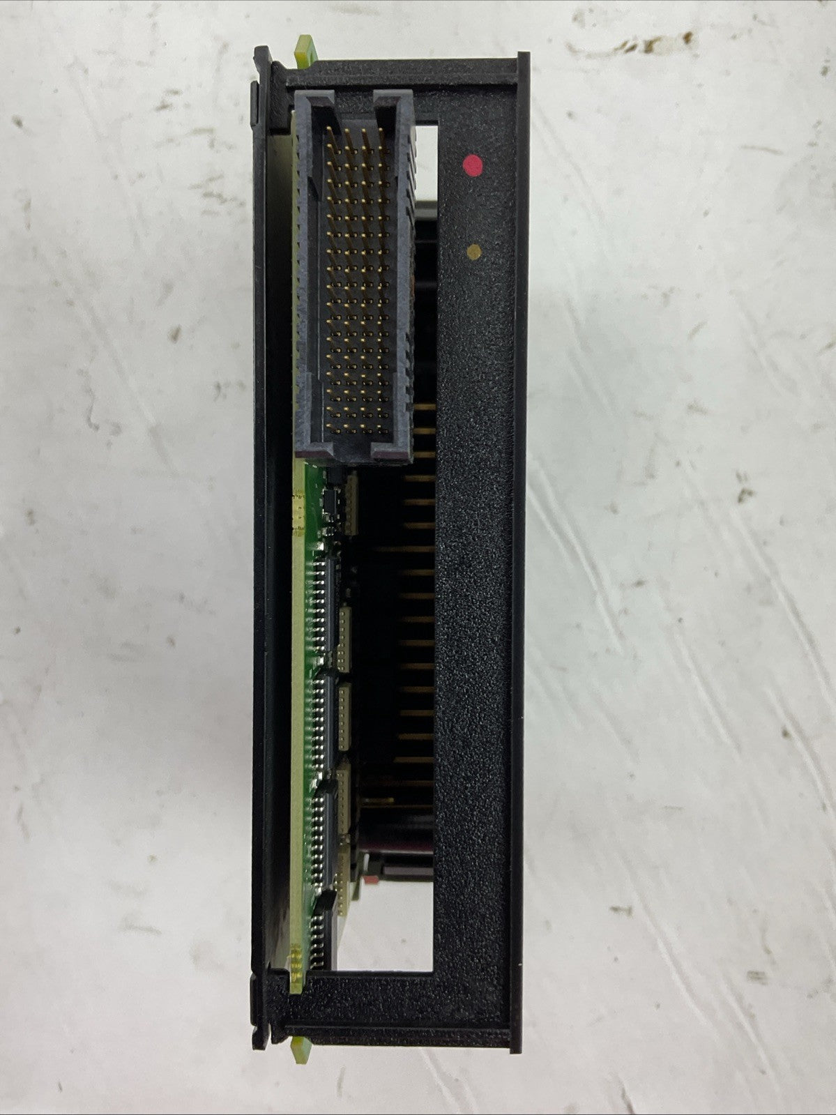 ALLEN BRADLEY 1756-OB32 SER A FW 3.2 CONTROLLOGIX 32 I POINT D/O MODULE