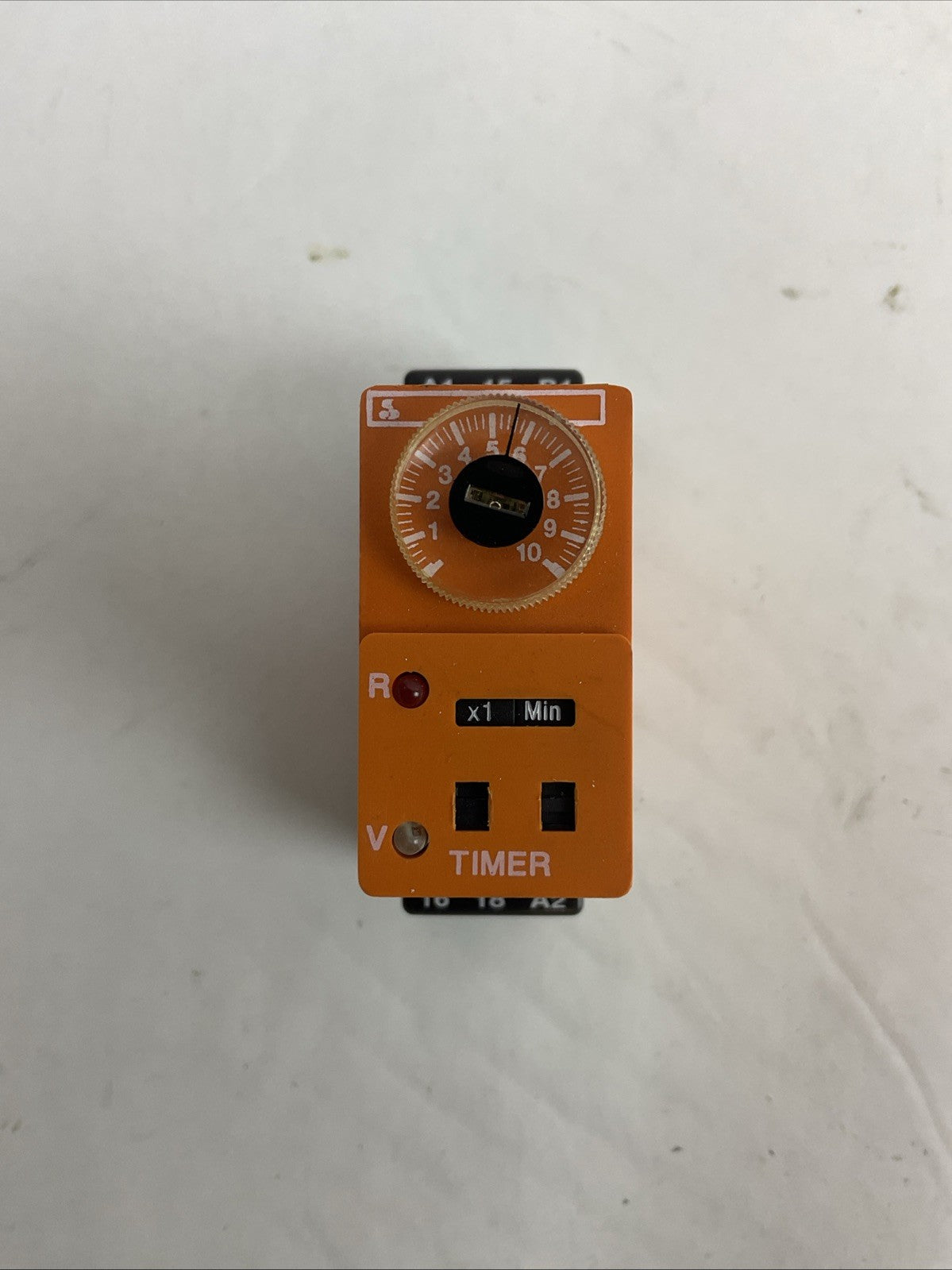 CROUZET SYRELEC BCRU-110A 110VAC TIMER MODULE OUTPUT SPDT 10AMP 250VAC