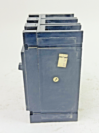 CUTLER-HAMMER - EC3070- CIRCUIT BREAKER - 70 A, 240 VAC, 3 POLE
