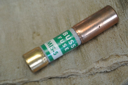 BUSS MIS-5 NON-TIME-DELAY PIN-INDICATING SUPPLEMENTAL FUSE 5A, 600V NEW SURPLUS