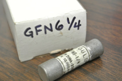LOT of 9 / GOULD GFN6-1/4 TIME-DELAY FUSES / 6-1/4A / 250VAC