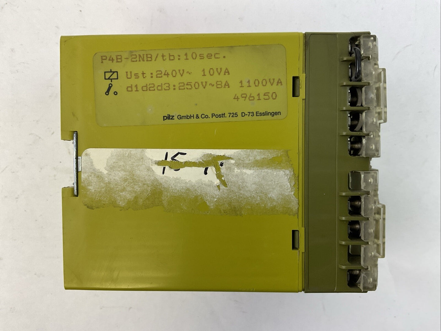 PILZ P4B-2NB SAFETY RELAY TB:10SEC UST: 240VAC 10VA D1D2D3: 250VAC 8A 1100VA