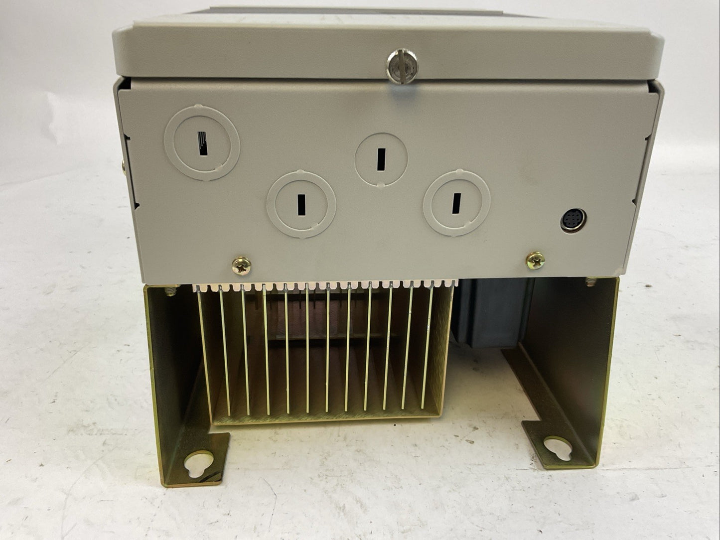 ALLEN BRADLEY 1336S-BRF50-AA-EN5 SER E 1336 PLUS SENSORLESS VECTOR DRIVE
