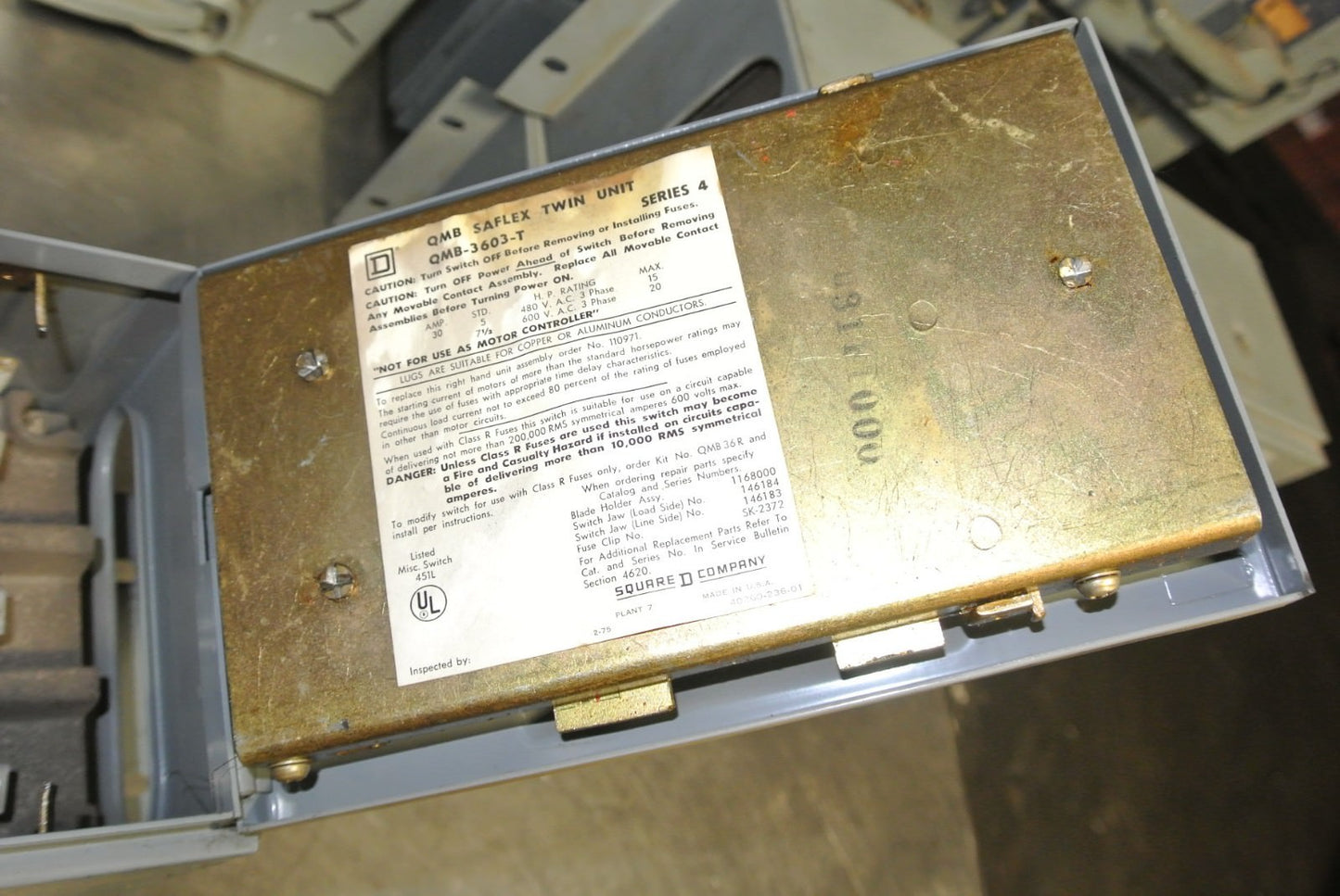 SQUARE D QMB-3603-T - TWIN FUSIBLE PANELBOARD SWITCH - 600VAC, 30A, 3-POLE