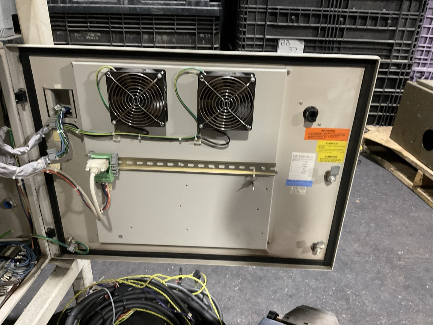 YASKAWA YR-MH00005-E10 WELDING DX100/MH5 TYPE ERDR-MH00005-B32 3PH 480V 50/60HZ