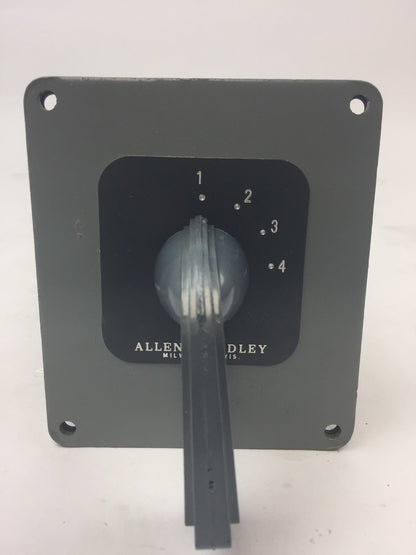 ALLEN BRADLEY 806-F689609/1 ROTARY PILOT SWITCH