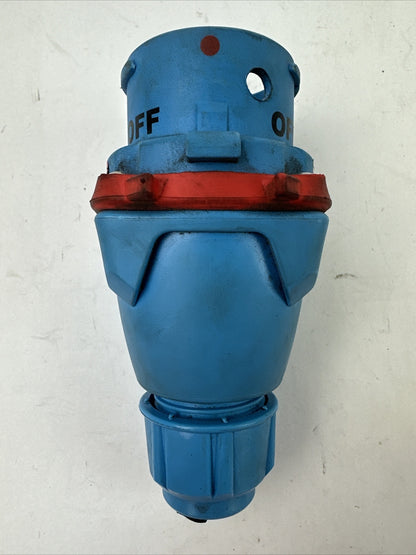 MELTRIC DS20 20A 480VAC 7.5HP TYPE 3R 33-18043-972 SWITCH RATED INLET/PLUG