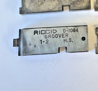 RIDGID D-1144 GUIDE GROOVER & BEVELER 1-2