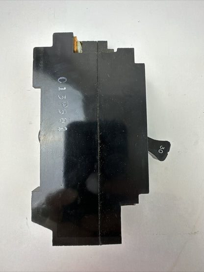 SQUARE D 992130 THERMAL MAGNETIC CIRCUIT BREAKER 125V 30AMP 1POLE TYPE ML