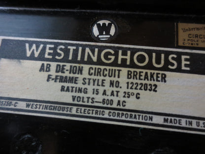 WESTINGHOUSE 1470597 TYPE CBP CIRCUIT BREAKER & ENCLOSURE