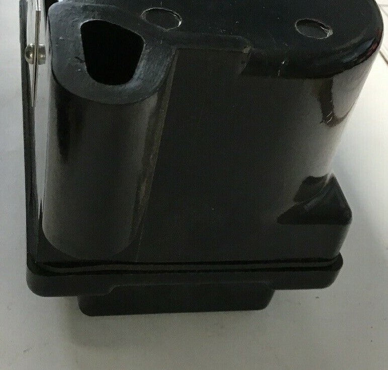 CUTLER HAMMER 10250H658A PUSH BUTTON STATION NEMA4&5 STANDARD DUTY 600V