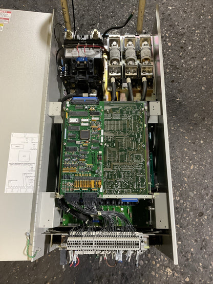 ALLEN BRADLEY 1395AR-1A-A260-FG1-CG1-LH-AH-SA-DA-G1A-NOB-AX DC DRIVE CONTROLLER