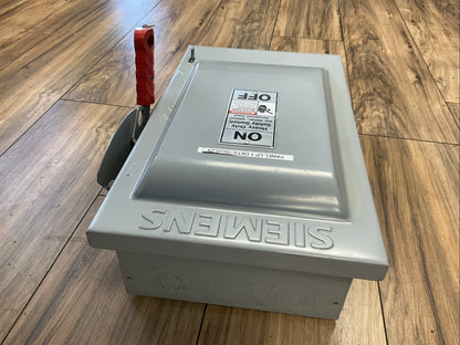 SIEMEN HF362N FUSIBLE SAFETY SWITCH 600VAC 50HP 600VDC 30HP 60A
