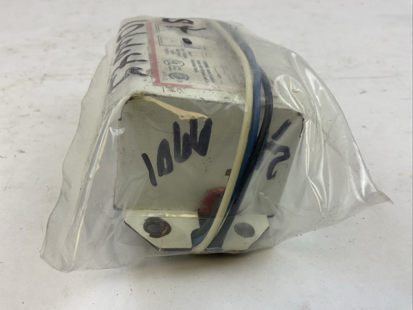ADVANCE VH2B13TPW PREHEAT BALLAST 277 VOLT 60 HERTZ VH-2B13-TP-W