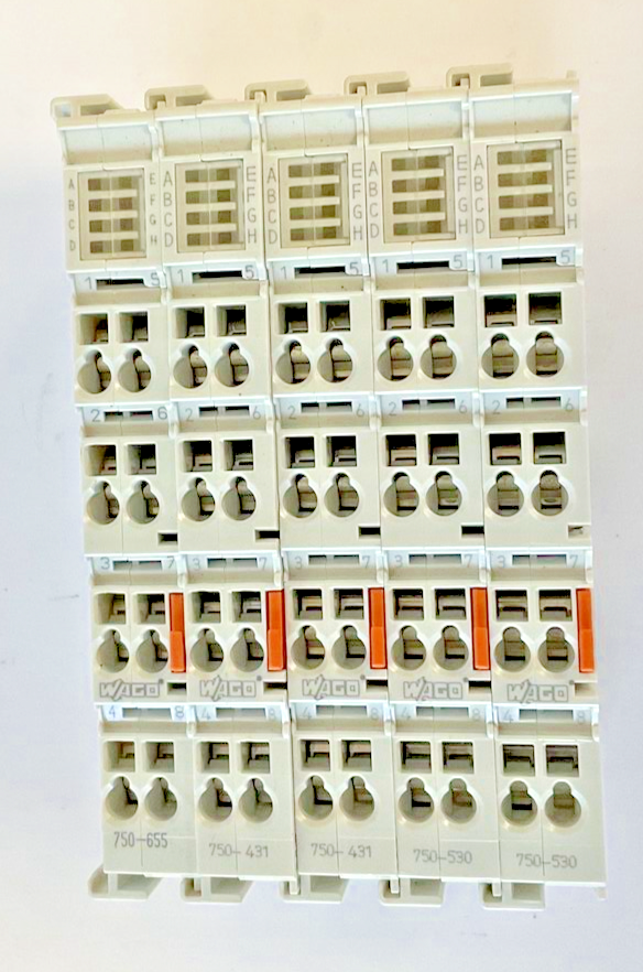 WAGO 750-655 OUTPUT MODULE 8 CHANNEL  24VDC
