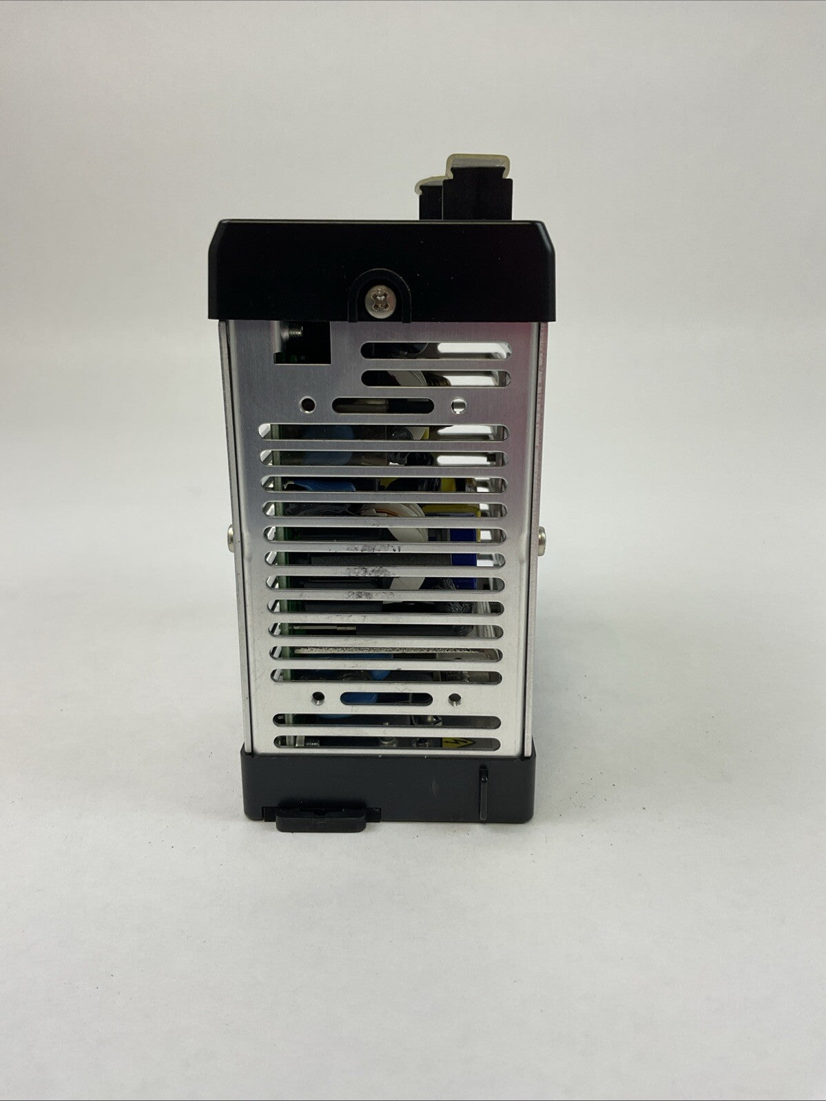 KEYENCE CA-U3 POWER SUPPLY OUTPUT 24VDC 6A INPUT 100-240VAC 50/60GZ 2.1A